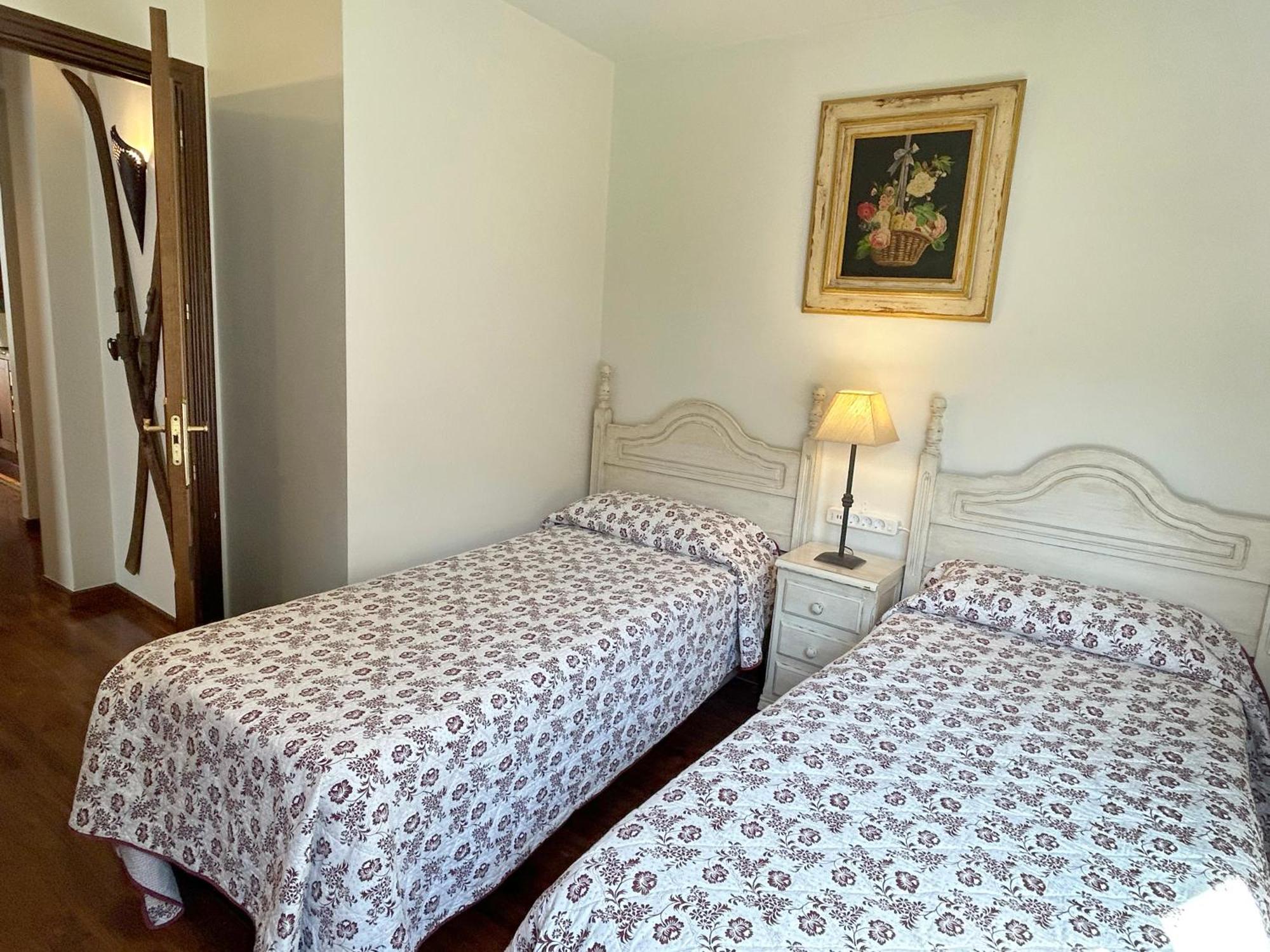 Centro Tahull Y Parking Gratis, El Rinconcito Rural *